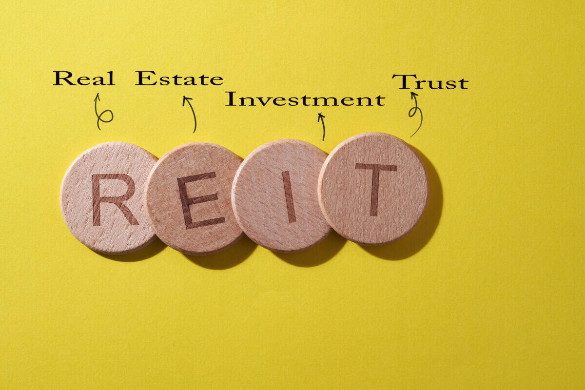 Want Monthly Cash Flow? This 6.9% Dividend Stock Delivers
