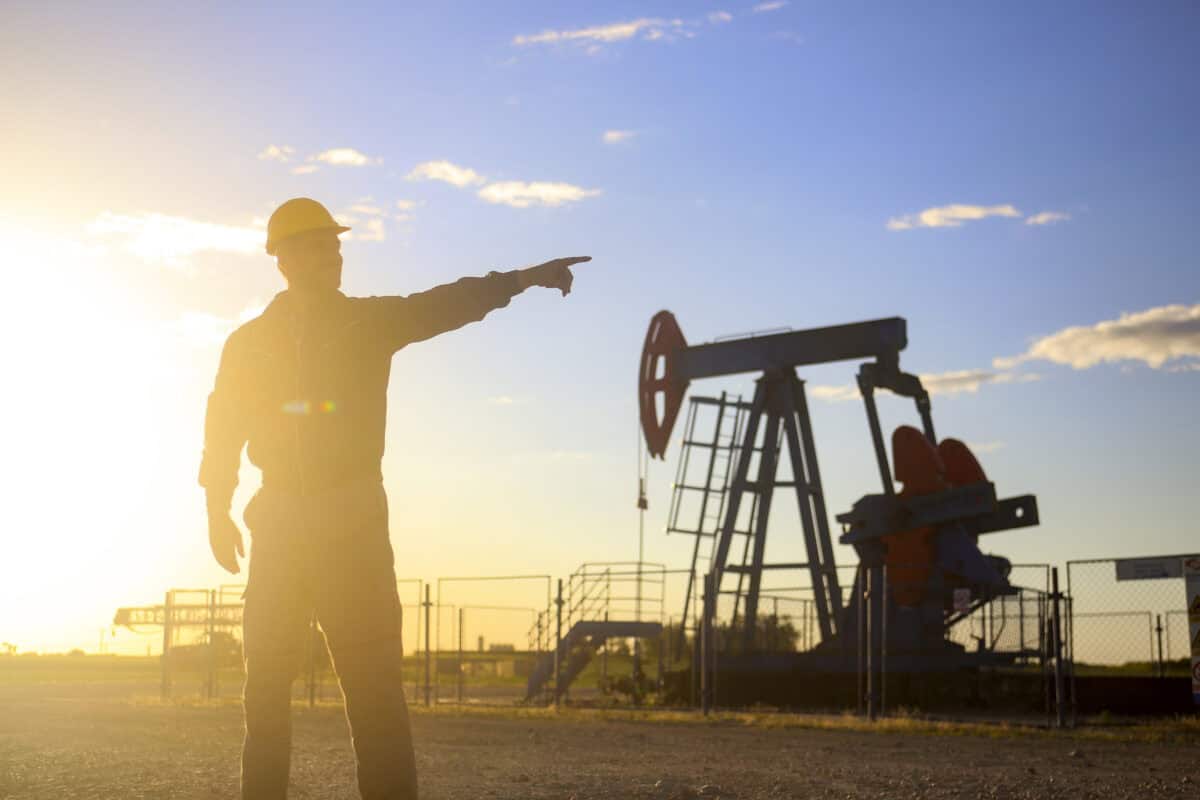 Oil Price Spike: Is it Too Late to Buy Enbridge Stock?